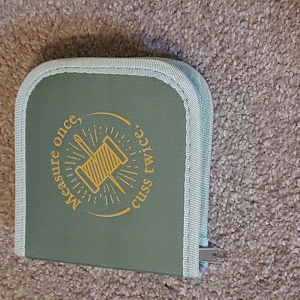 Travel sewing kit